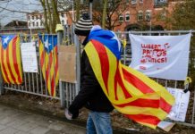 Γερμανικό δικαστήριο υπέρ της αποφυλάκισης Puigdemont γερμανικό