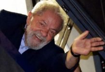 Βραζιλία: Ο Λούλα αψήφησε το τελεσίγραφο των Αρχών να παραδοθεί