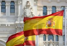 Αίσχος! «Καρατομήθηκε» ο επίτιμος πρόξενος της Ελλάδας στην Βαρκελώνη πρόξενος