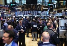 Σε ελεύθερη πτώση η Wall Street, ξυπνά εφιαλτικές μνήμες του 1929 πτώση