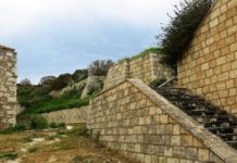 Αρχαιολόγοι: To ΥΠΠΟ δεν δημοσιοποιεί λίστα με τα μνημεία του Υπερταμείου αρχαιολόγοι