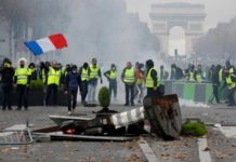 Λουτρό αίματος από Macron: Εννιά οι νεκροί με «κίτρινα γιλέκα»! παρίσι