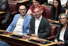 βαρουφάκης