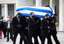 μανώλη