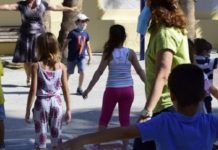 κόλλησαν κορονοϊό από τα παιδιά
