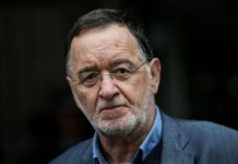 Λαφαζάνης στα «ΝΕΑ»