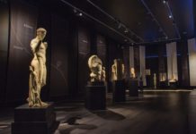 Όχι στην παράδοση των δημόσιων/κρατικών
