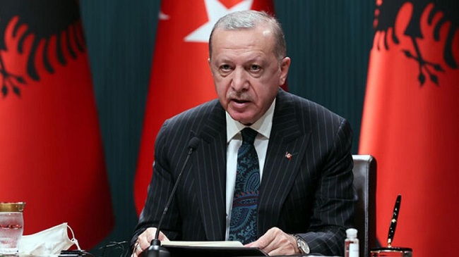 Η Τουρκία συμπεριφέρεται ως ιδιοκτήτης των Ίμια