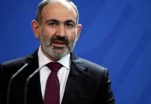 Ο Πασινιάν θα προχωρήσει