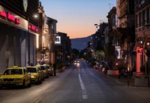 Σκληρό lockdown σε όλη τη χώρα