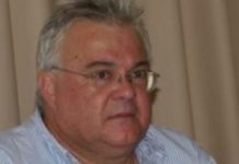 δεν διδάχθηκε τίποτα από τον