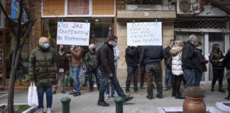 «Αντάρτικο» εμπόρων κατά κυβέρνησης