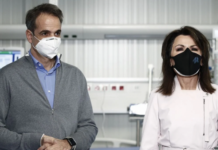 Ο Κυριάκος Μητσοτάκης με συνοδεία 12 αυτοκινήτων