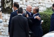 Προσήχθησαν Έλληνες πολίτες γιατί θέλησαν να
