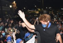 Τι είναι ο Τζέιμς Καφετζής