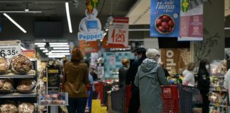 Εισβάλλουν οι Ρώσοι στην αγορά σούπερ μάρκετ