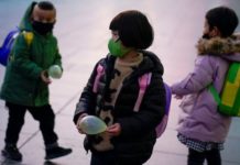 Κάθε ζευγάρι μπορεί να αποκτήσει μέχρι τρία παιδιά