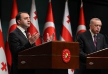 υποδαυλίζει νέα κρίση στο Καύκασο