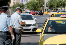 Έβαλε τη νεκρή μητέρα της σε ταξί