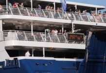 Η κυβέρνηση στρέφεται επί «δικαίων»