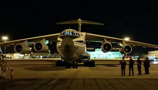 Ilyushin Il-76 & Beriev-200