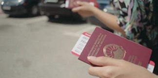 Σκόπια: Κυβερνητικό βίντεο εμφανίζει διαβατήρια με όνομα