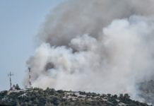 Ξέσπασε μεγάλη φωτιά τώρα στην Άμφισσα