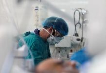 Είδαμε πλήρως εμβολιασμένους