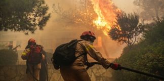 Οργή κατοίκων με κυβέρνηση