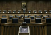 Η Ελλάδα στην παγίδα ενός