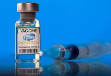 Ο FDA δεν ενέκρινε τρίτη δόση στον γενικό πληθυσμό