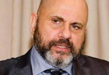 Εκτός συνεδρίου για εμβόλια όπου θα παραστεί