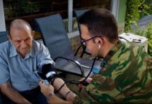 Εκατοντάδες στρατιωτικοί γιατροί-νοσηλευτές