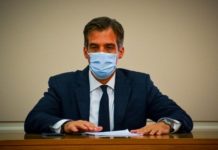 Παραιτήθηκε και ο τελευταίος της θλιβερής ομάδας