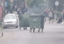 ΕΠΑΛ Ευόσμου: Πέτρες-κροτίδες σε δημοσιογράφους