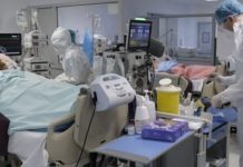 40 πλήρως εμβολιασμένοι νοσηλεύονται