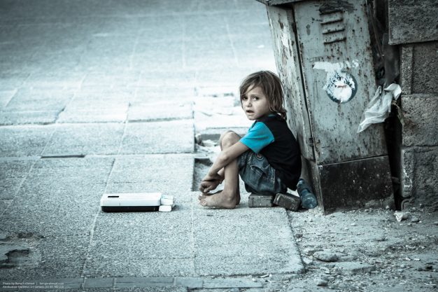 ΕΕ: 1 στα 4 παιδιά κινδυνεύουν από φτώχεια-Η κατάσταση στην Ελλάδα