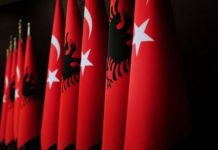 Η μυστική συμφωνία που υπέγραψαν