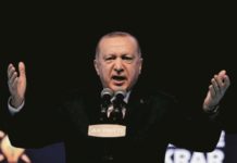 Ο Ερντογάν απειλεί ευθέως με άνοιγμα