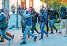 ψευδομάρτυρες μοίραζαν ταυτότητες και διαβατήρια