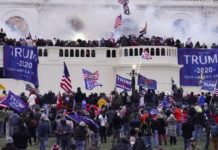 ΗΠΑ: Απόστρατοι στρατηγοί ζητούν