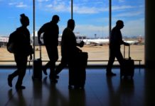 Νέα μέτρα-Μόνο με αρνητικό μοριακό τεστ οι ταξιδιώτες στην Ελλάδα