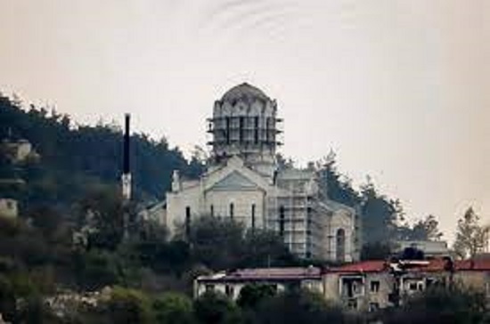 Αζερμπαϊτζάν να εμποδίσει τον βανδαλισμό αρμενικών εκκλησιών