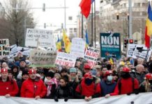 Διαδηλώσεις κατά του υγειονομικού αυταρχισμού