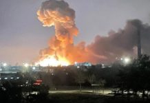 Ρώσοι κομάντο κατέλαβαν το αεροδρόμιοΡώσοι κομάντο κατέλαβαν το αεροδρόμιο