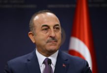 Η Ουκρανία μας ζητάει να είμαστε εγγυητές