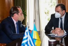 Άνοιξε η όρεξη του Ουκρανού πρέσβη