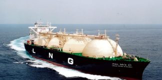 Γαλλία: Αύξησε παραγγελίες ρώσικου LNG