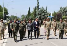 θα τους εκπαιδεύουν στρατιωτικά οι Αμερικανοί!
