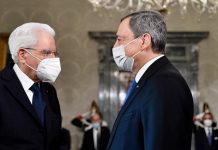 Η Ρωσία κλονίζει και καταρρέει ευρωπαϊκές κυβερνήσεις